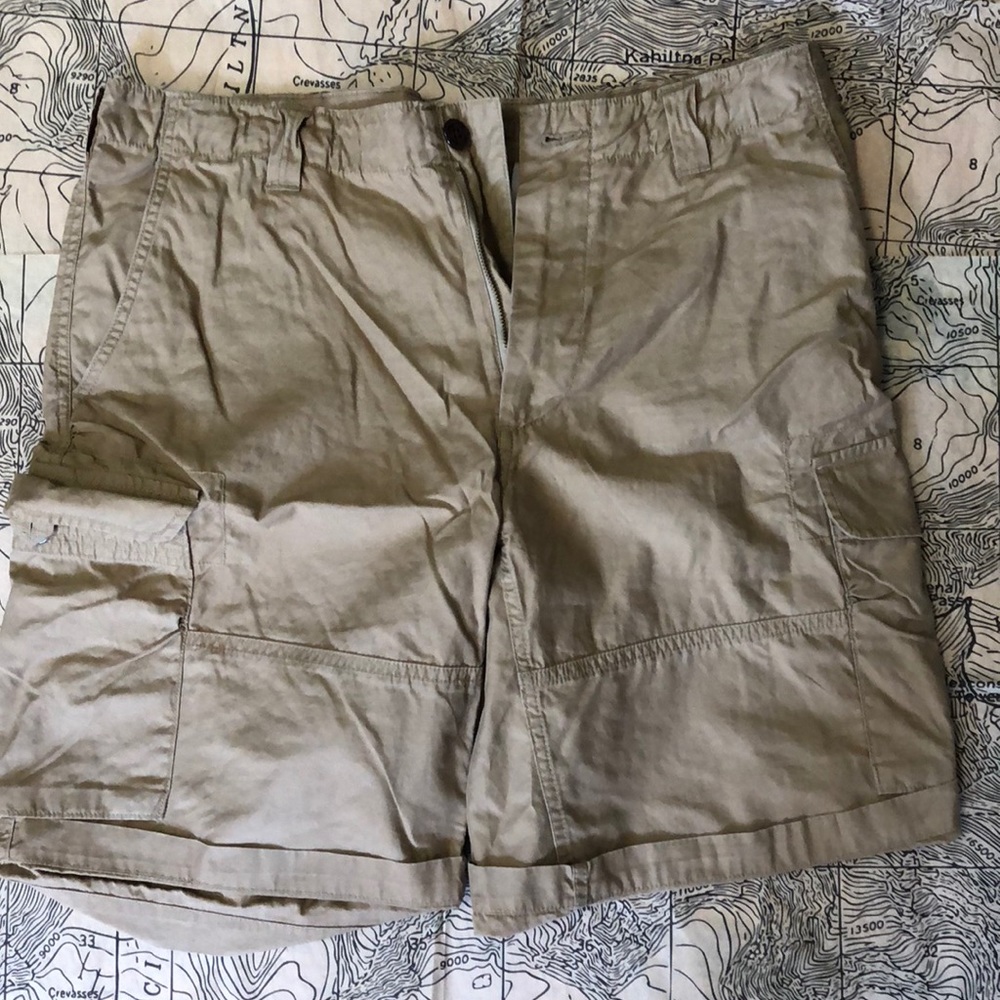 Mens Polo Ralph Lauren TAN cargo shorts W34